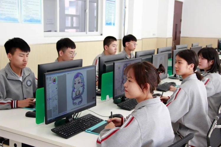 信息工程系现有京东实训室,京东企业孵化中心,动漫实训室,数字工厂